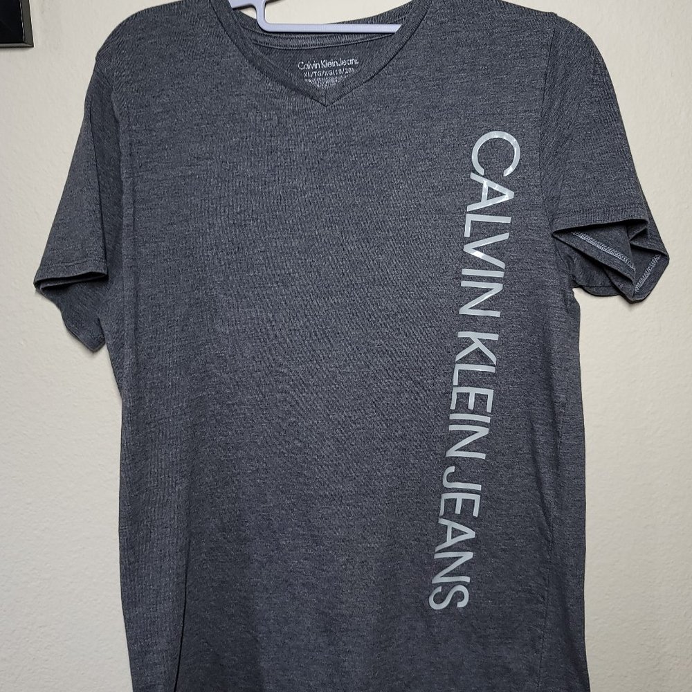 Calvin Klein T-shirt
